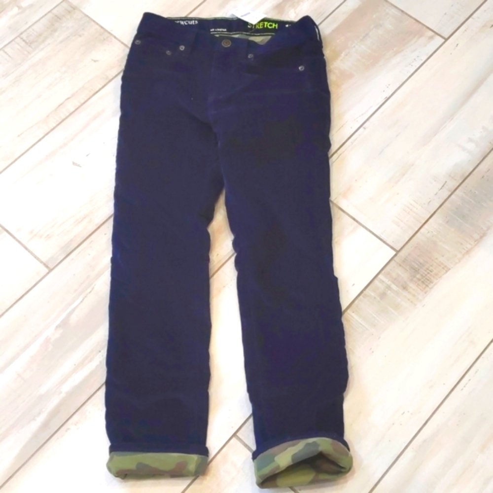 Navy stretch, lined corduroys.